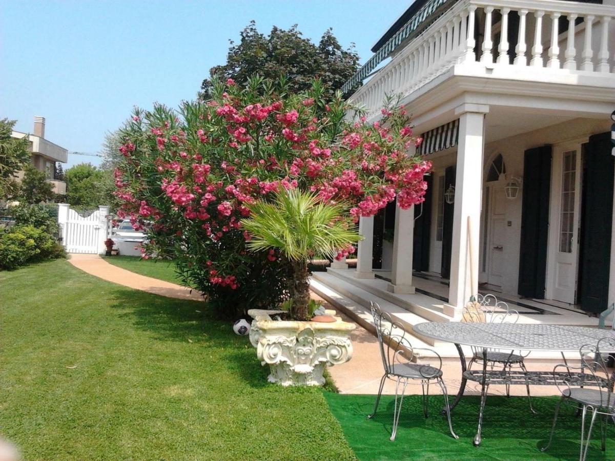 Villa De Mari Lido di Jesolo Exteriör bild